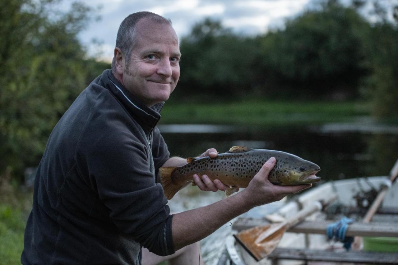 Mill Brae Fishery B-Bothy Buckie Esterno foto